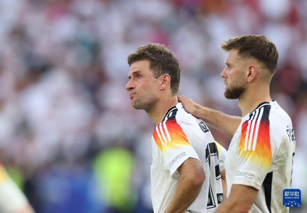 西班牙队逆转德国，成功晋级四强