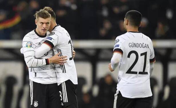 德国客场逆转白俄罗斯，提前晋级欧洲杯